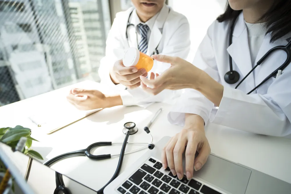 脊柱管狭窄症 薬 リリカ