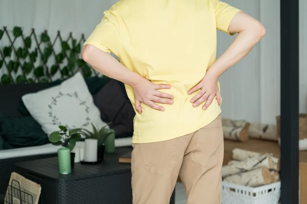 椎間板ヘルニア 激痛 動けない